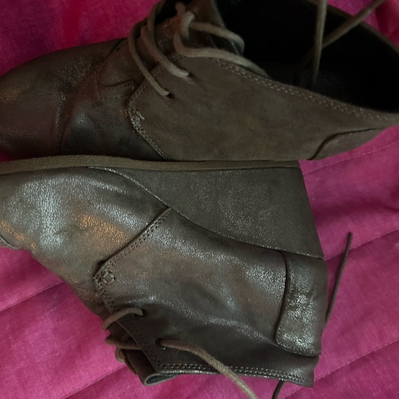 Tom’s wedges size 10 - Picture 2 of 4